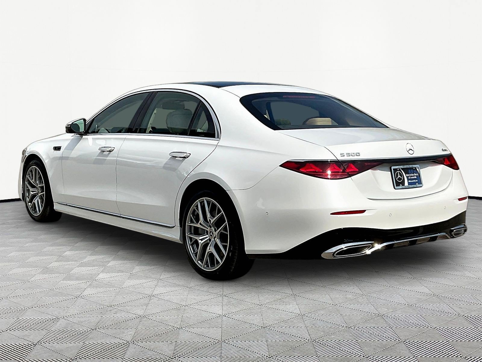 New 2027 Mercedes-Benz S 500 4MATIC image 4