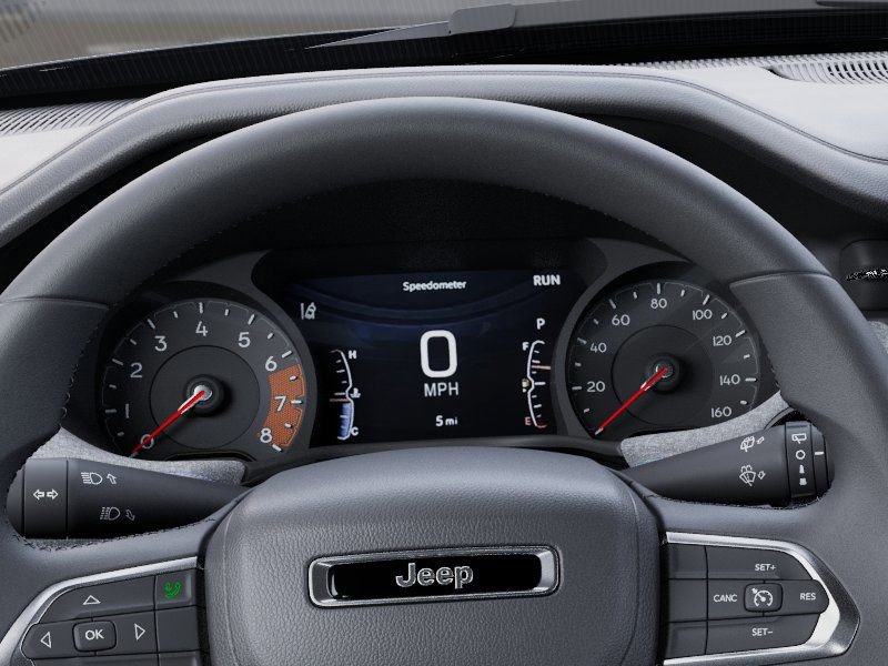 New 2025 Jeep Compass Latitude w/ Sun & Sound Group image 18