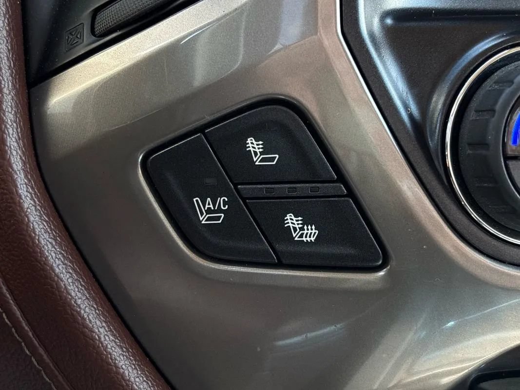 Used 2015 Chevrolet Silverado 2500 High Country w/ Duramax Plus Package AWD/4WD image 40