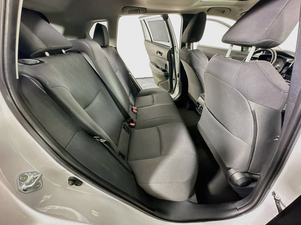 Used 2024 Toyota Corolla Cross LE w/ Moonroof Package FWD image 12