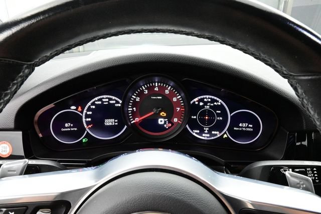 Certified 2022 Porsche Cayenne Platinum Edition AWD/4WD image 9