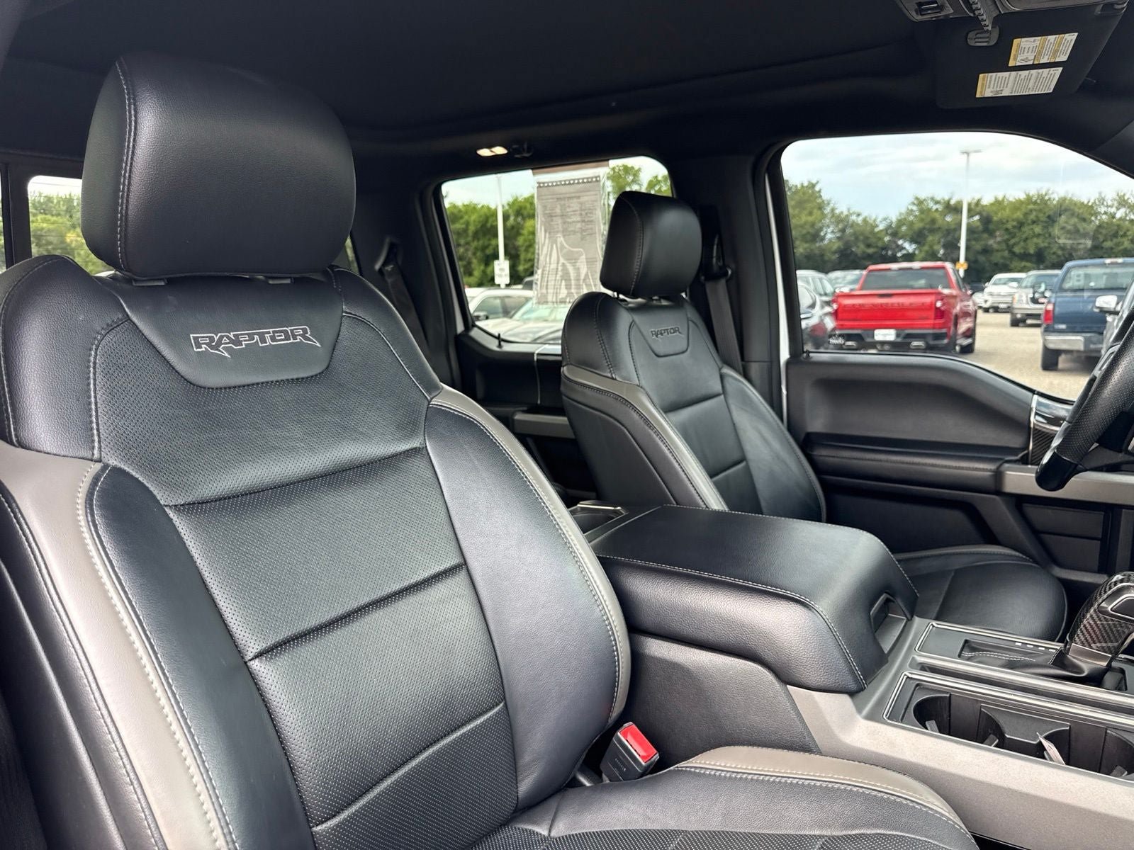 Used 2018 Ford F150 Raptor w/ Equipment Group 802A Luxury AWD/4WD image 45