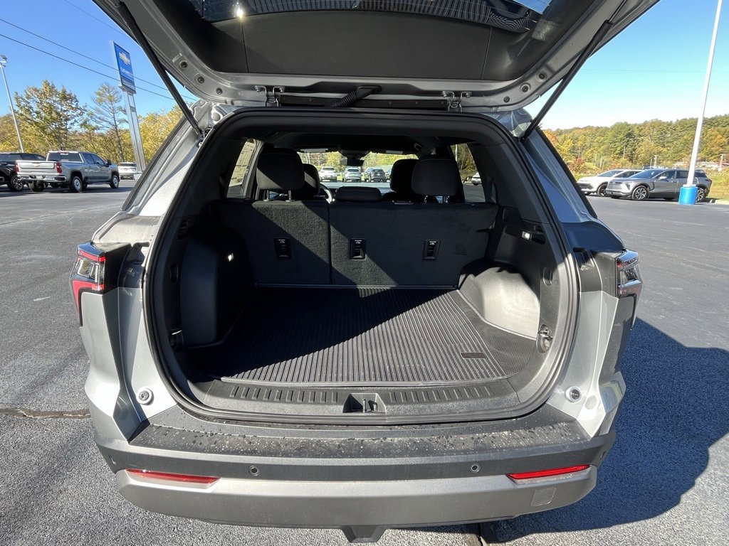 New 2026 Chevrolet Equinox LT w/ Safety and Technology Package image 15