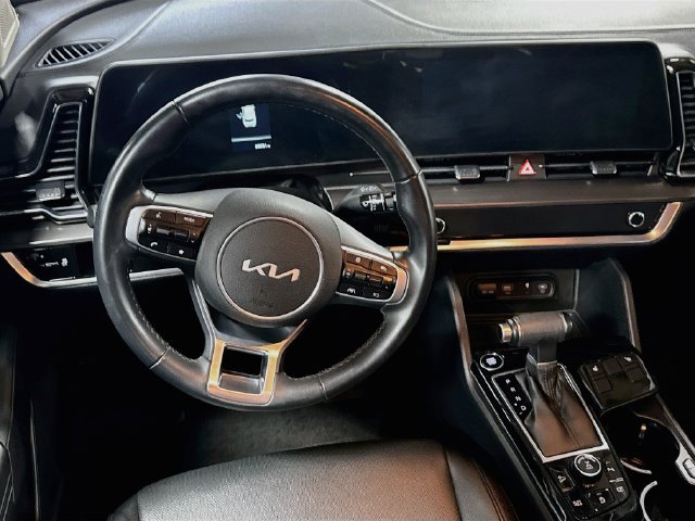 Certified 2025 Kia Sportage EX AWD/4WD image 20