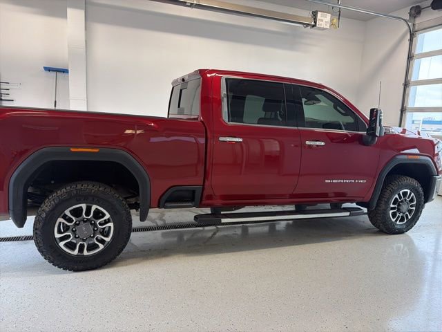 Used 2024 GMC Sierra 3500 SLT w/ SLT Premium Package image 10