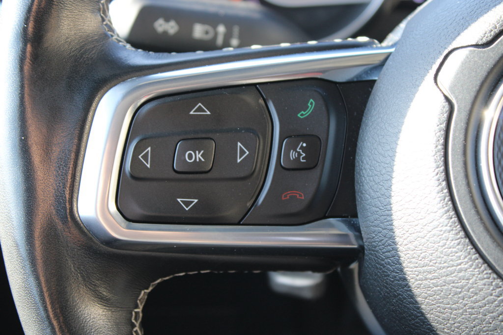 Used 2020 Jeep Gladiator Overland AWD/4WD image 24