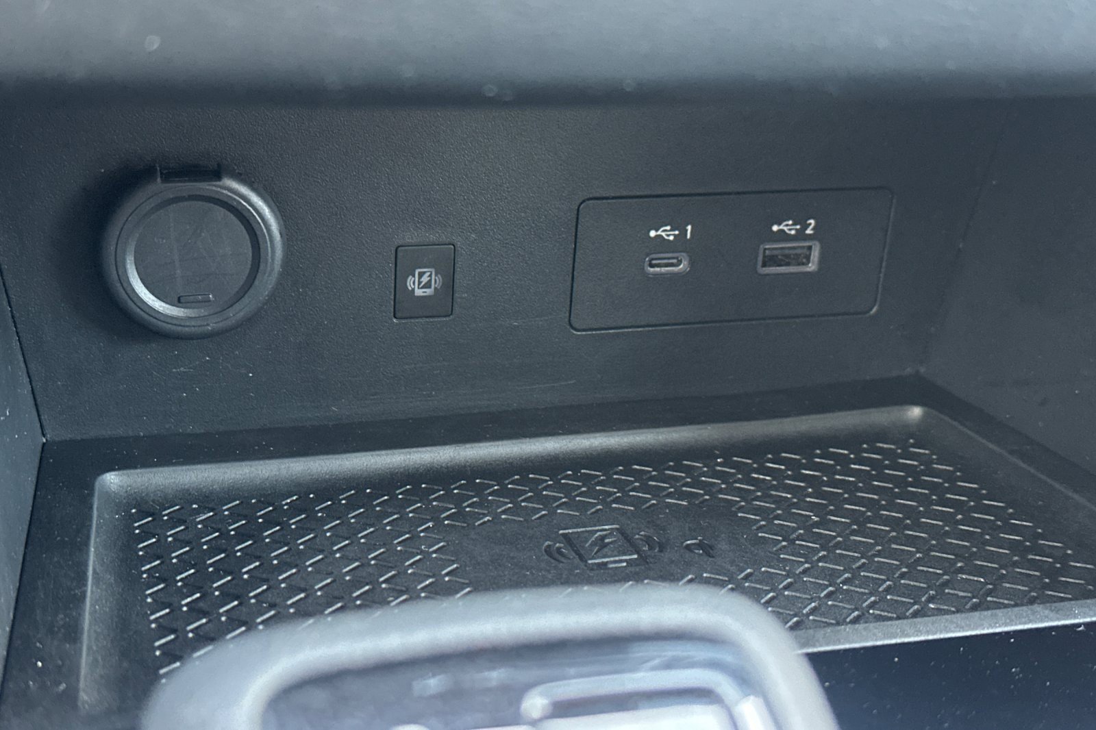 Used 2023 Nissan Pathfinder Platinum image 33