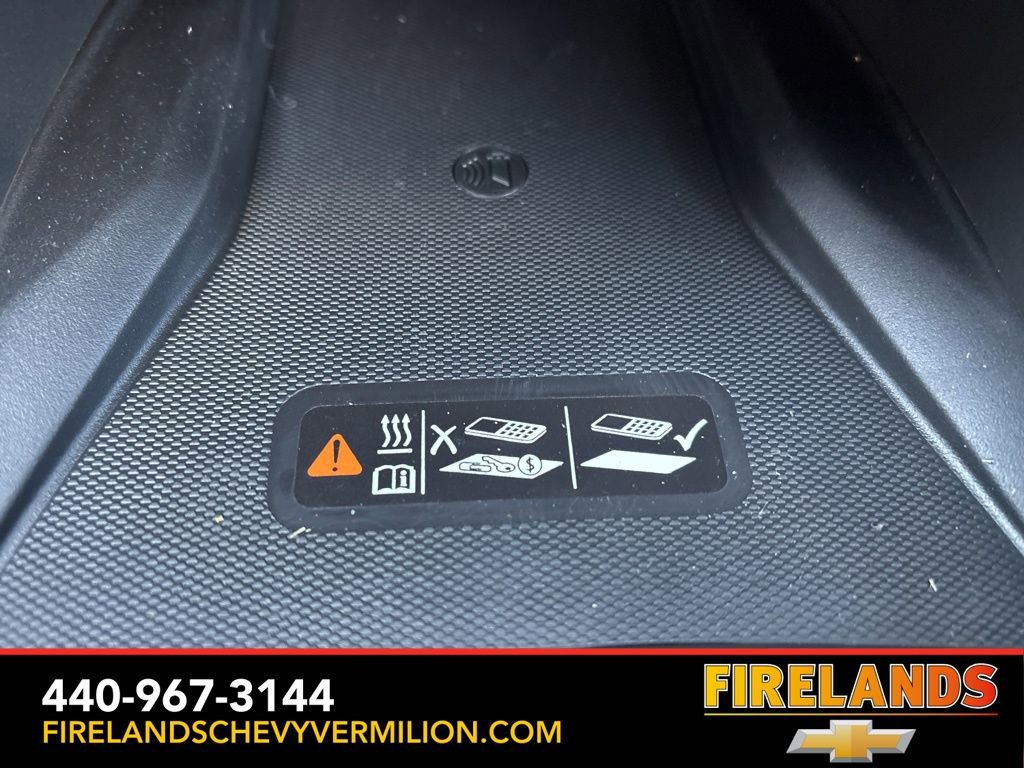 New 2026 Chevrolet Trax RS w/ Sunroof Package image 4