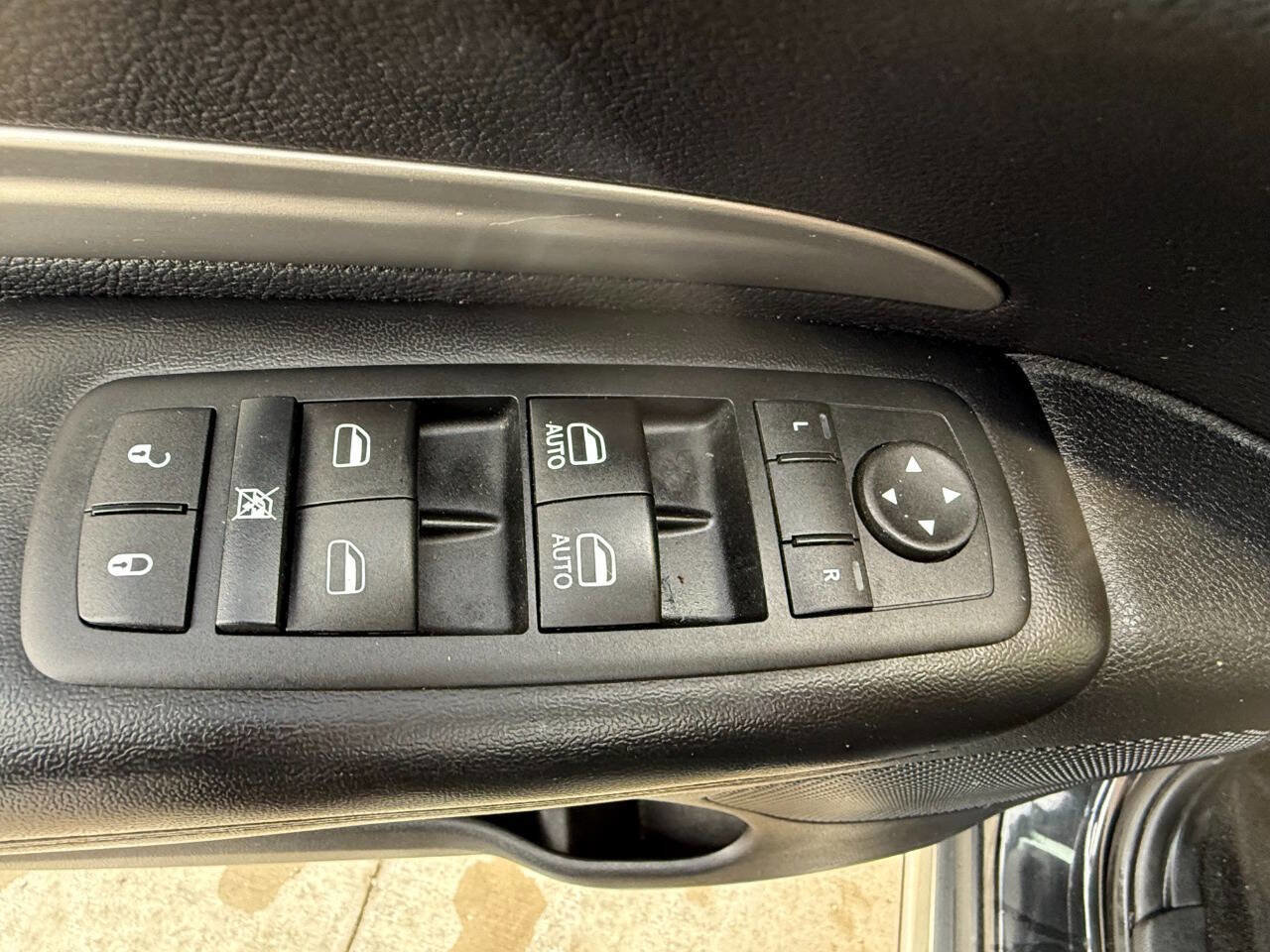 Used 2015 Dodge Durango Special Service AWD 4dr SUV w/ Trailer Tow Group IV image 9