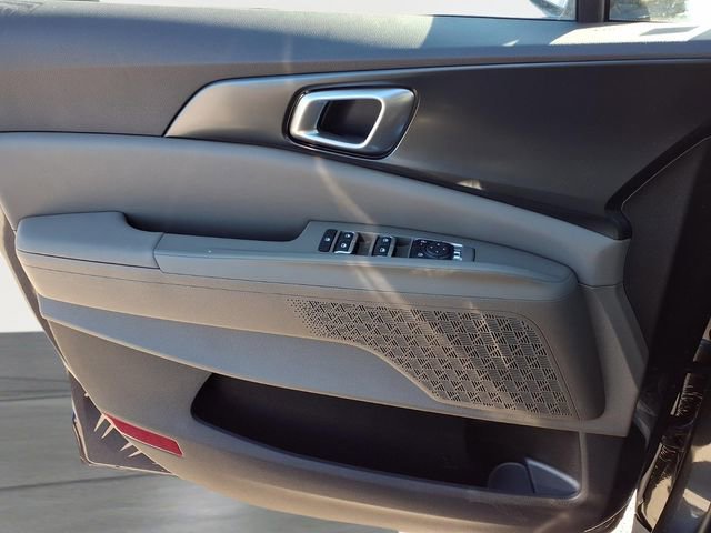 New 2026 Kia Carnival FWD image 11