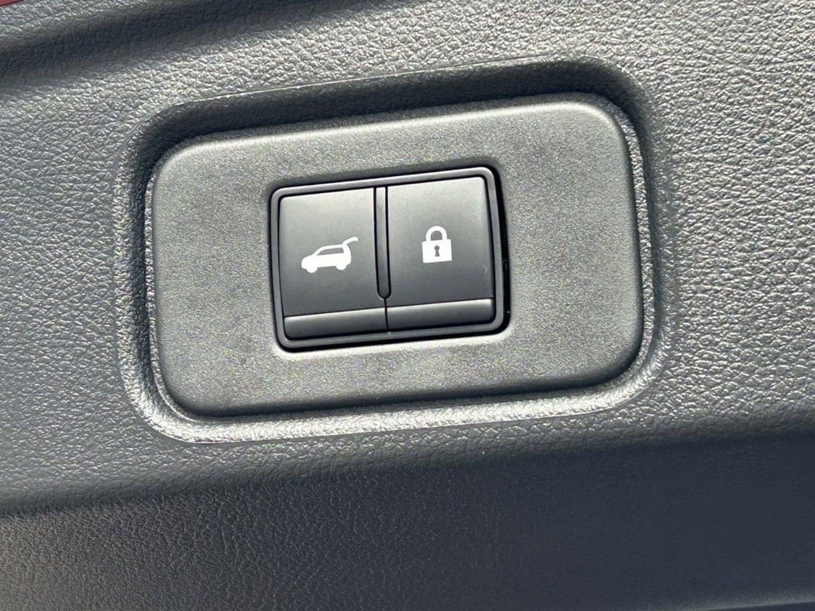 New 2026 Nissan Pathfinder SV FWD image 17