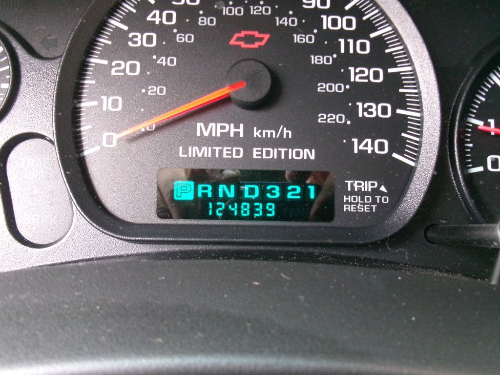 Used 2001 Chevrolet Monte Carlo SS w/ High Sport Appearance Pkg FWD image 25