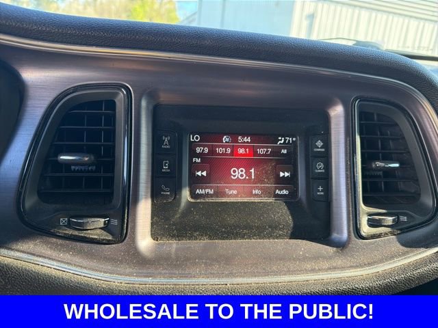 Used 2017 Dodge Challenger SXT image 21