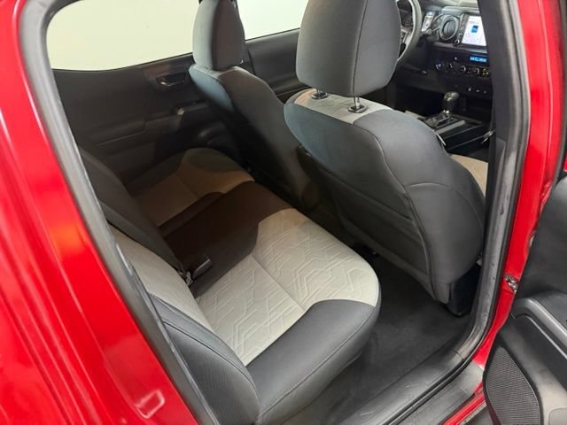 Used 2022 Toyota Tacoma TRD Sport AWD/4WD image 42