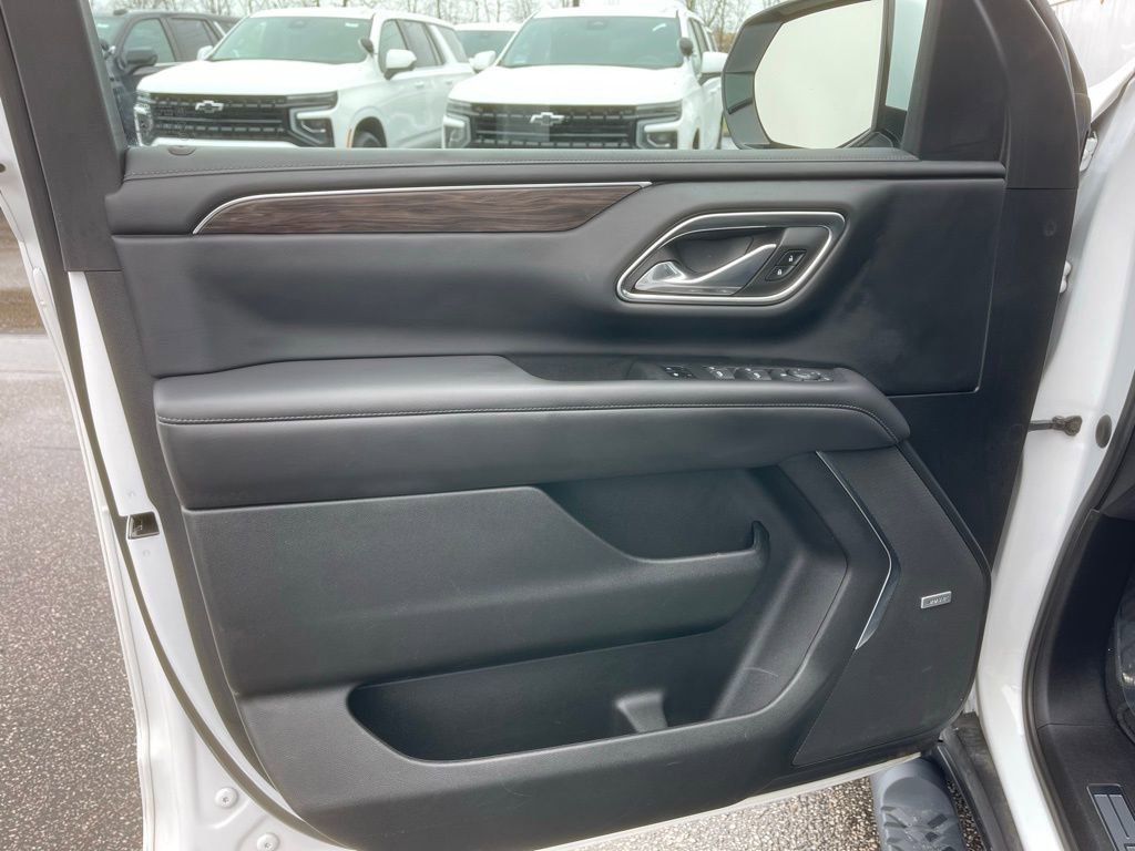 Used 2021 Chevrolet Suburban Z71 image 9