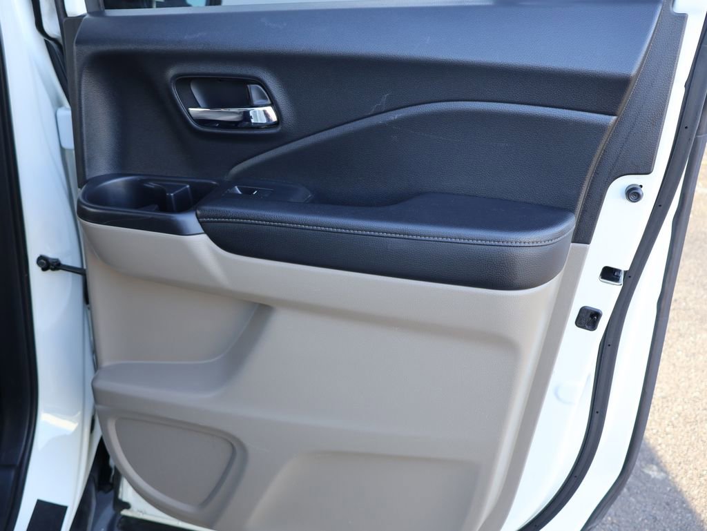 Used 2017 Honda Ridgeline RTL-E image 32