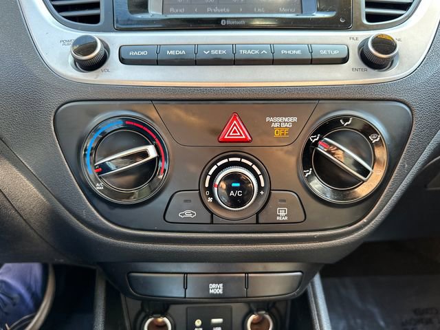 Used 2019 Hyundai Accent SE image 34