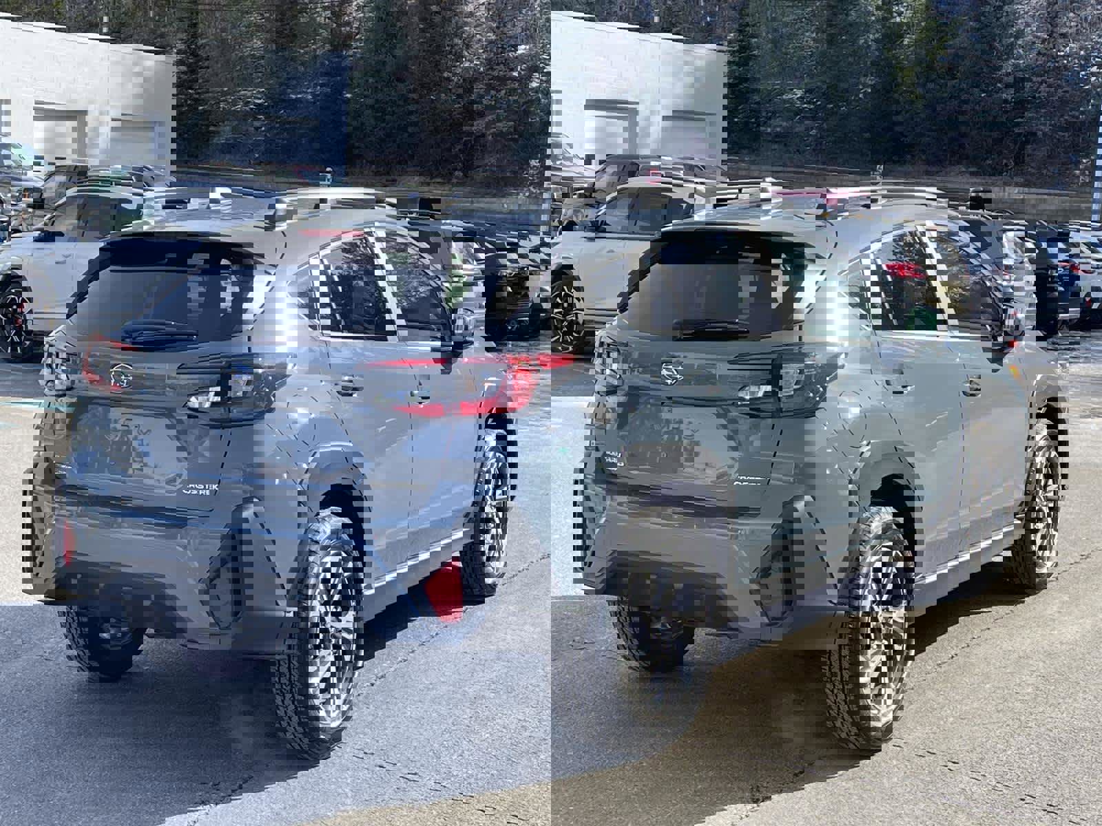 Used 2025 Subaru Crosstrek 2.0i Premium image 5