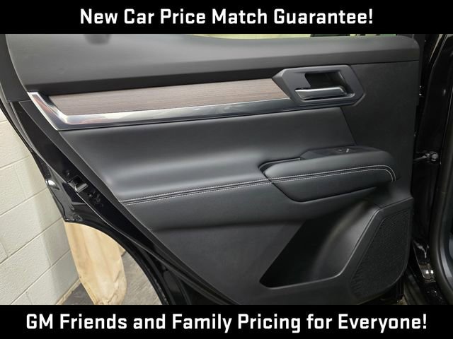 New 2026 GMC Terrain Denali w/ LPO, Black Badging Package image 27