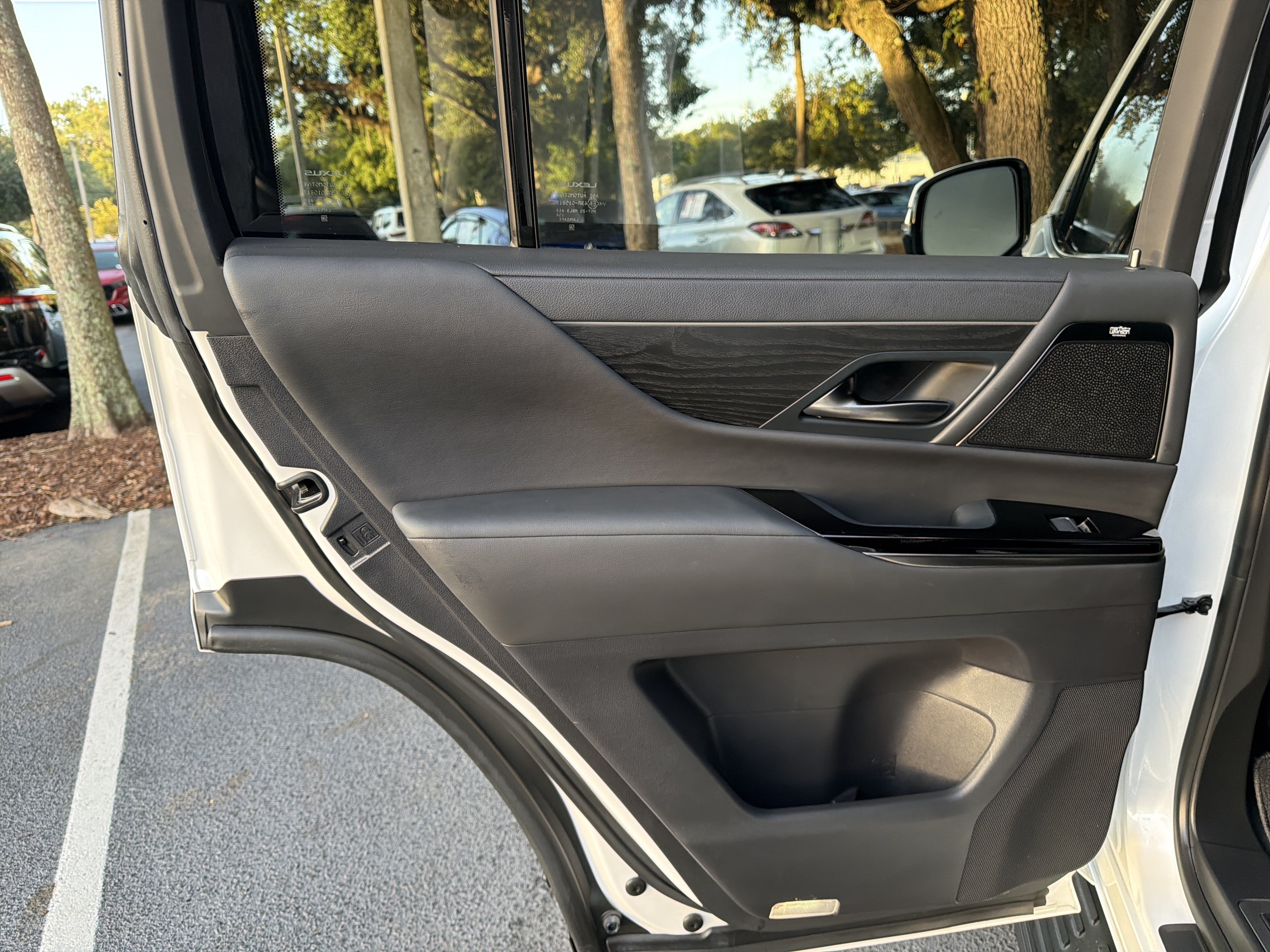 Used 2022 Lexus LX 600 4WD w/ Interior Upgrade Package image 28