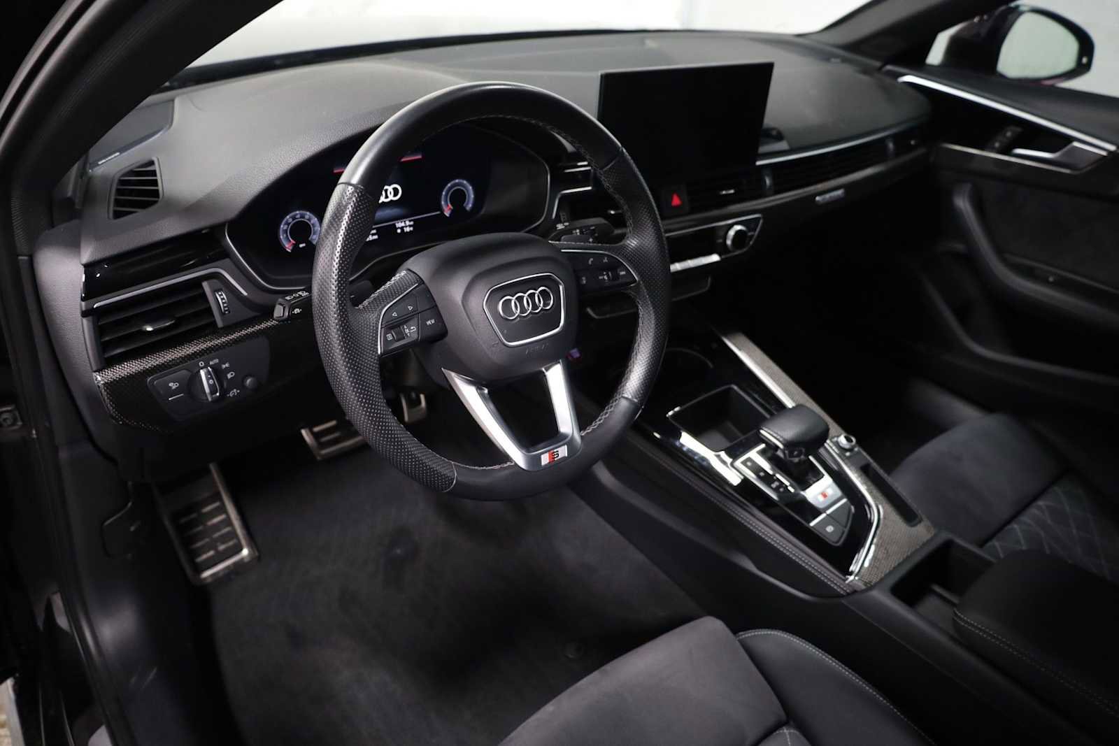 Used 2023 Audi S4 Premium Plus w/ Premium Plus Package image 4