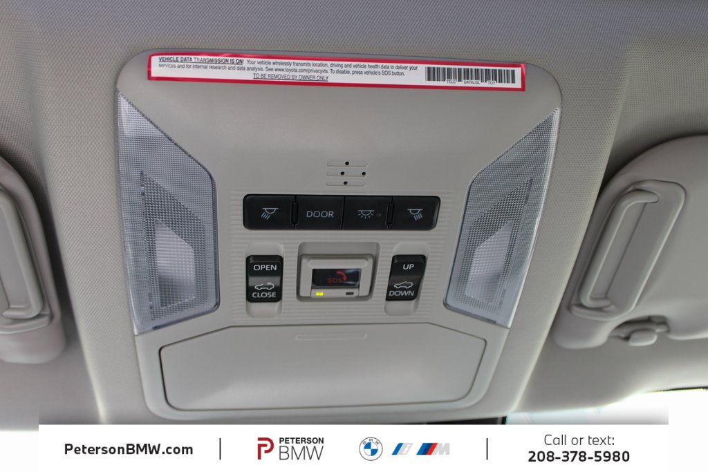 Used 2023 Toyota RAV4 XLE Premium image 31