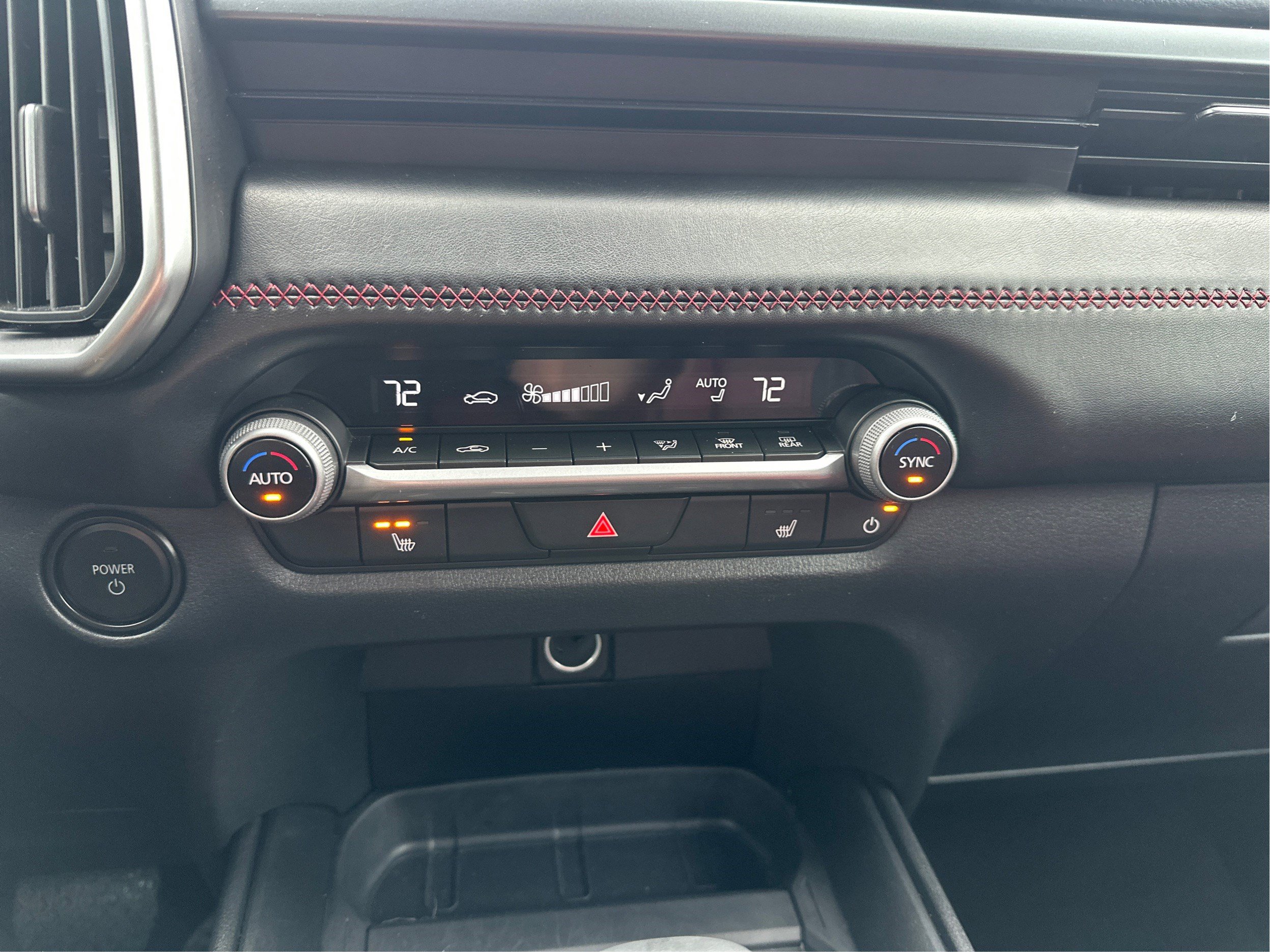 Certified 2025 MAZDA CX-50 AWD 2.5 Hybrid w/ Premium Pkg image 32