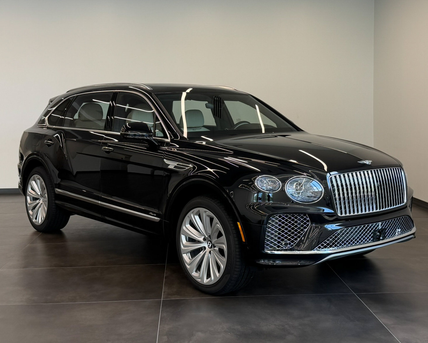 New 2026 Bentley Bentayga Extended Wheelbase AWD/4WD image 1