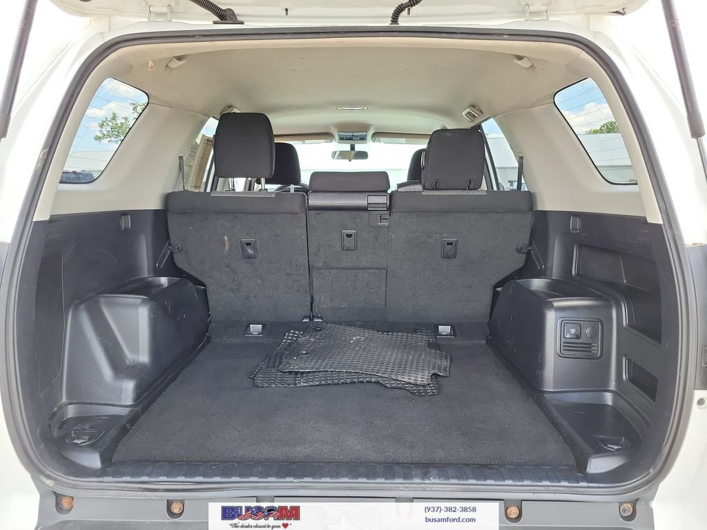 Used 2019 Toyota 4Runner SR5 AWD/4WD image 7