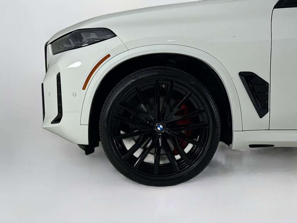 Used 2024 BMW X5 sDrive40i w/ M Sport Package image 29