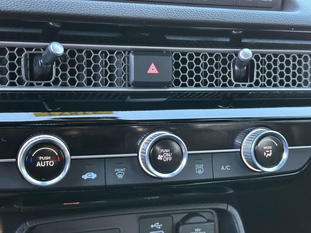 Used 2023 Honda Civic Sport image 24