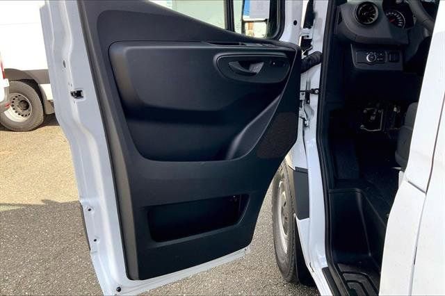 New 2026 Mercedes-Benz Sprinter 144 Cargo image 9