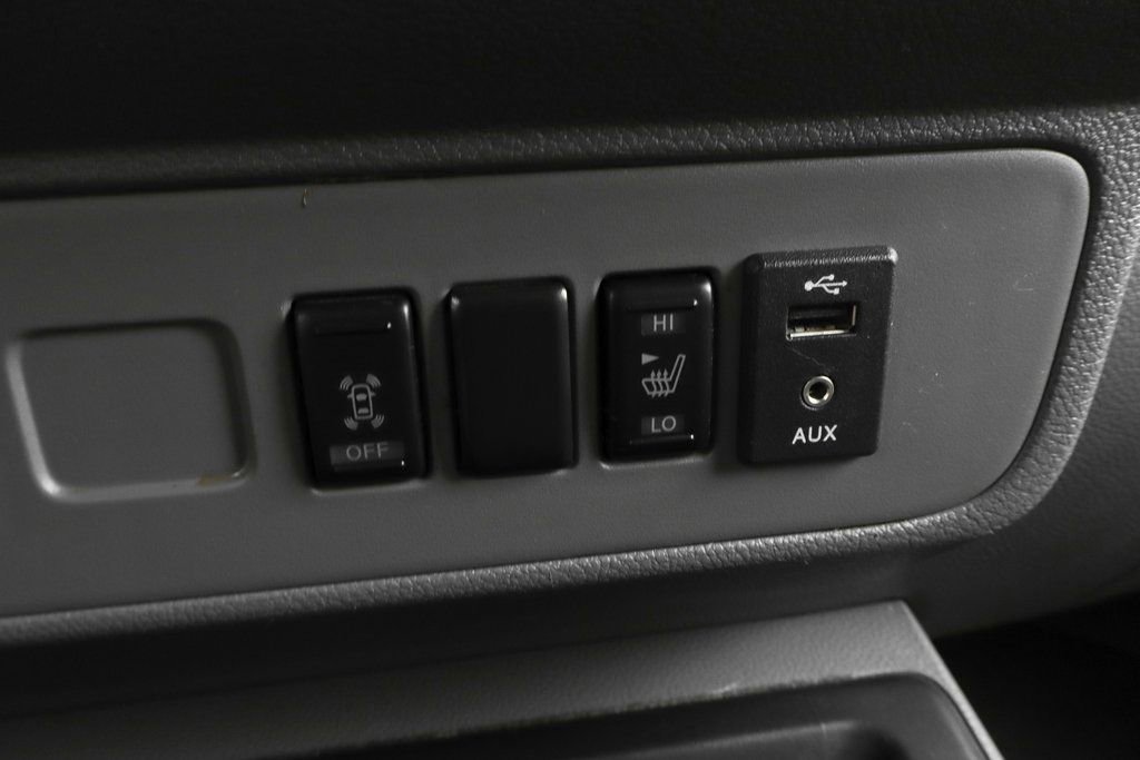 Used 2020 Nissan NV 3500 SL image 33