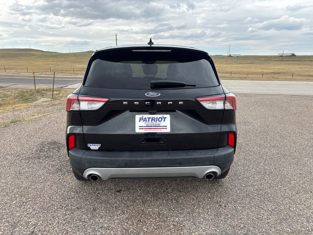 Used 2022 Ford Escape SEL image 4