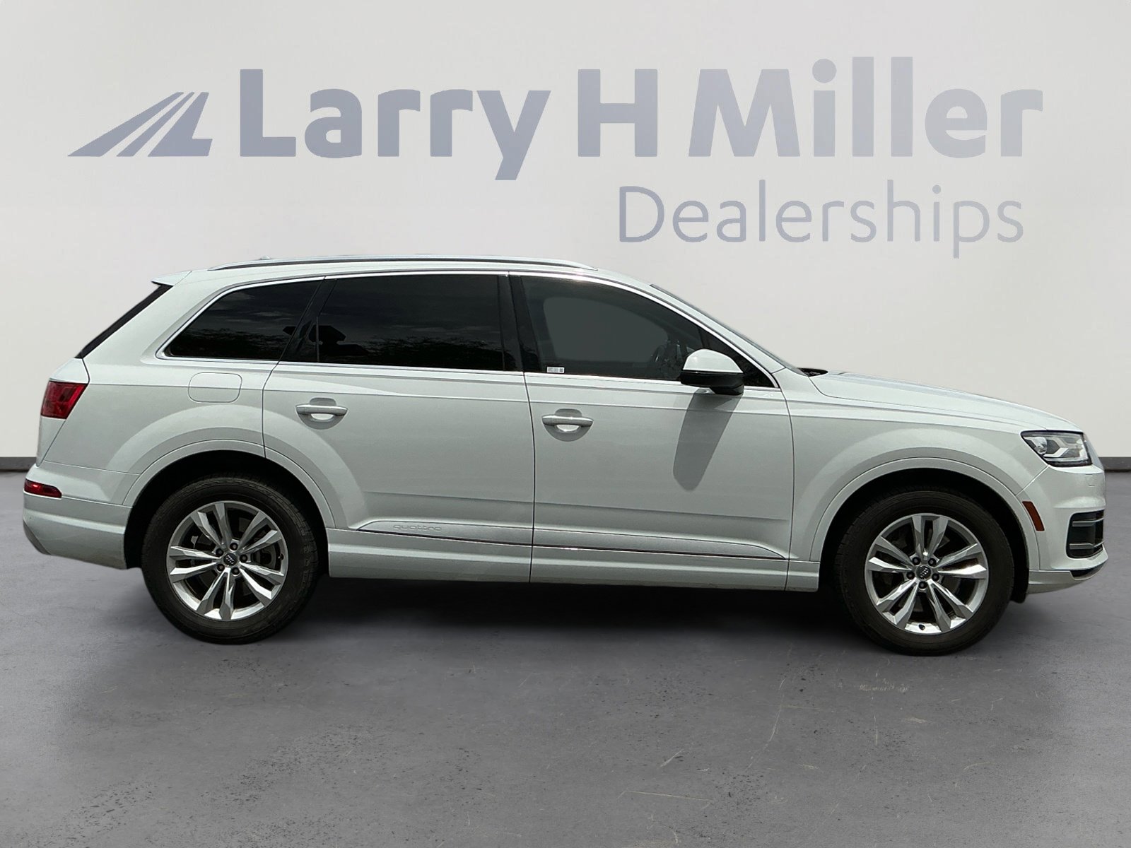 Used 2019 Audi Q7 3.0T Premium AWD/4WD image 6