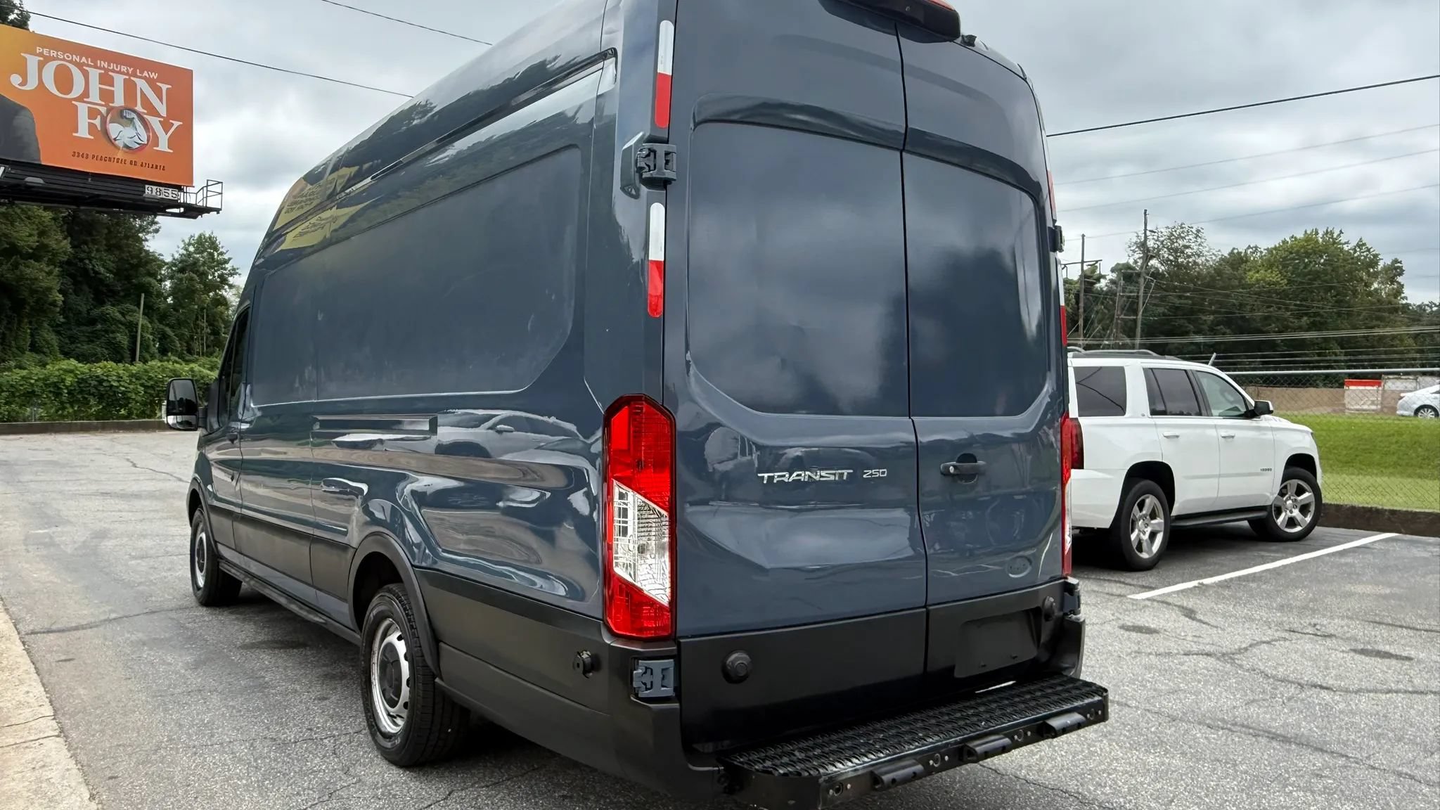 Used 2019 Ford Transit 250 148 High Roof Extended RWD image 5