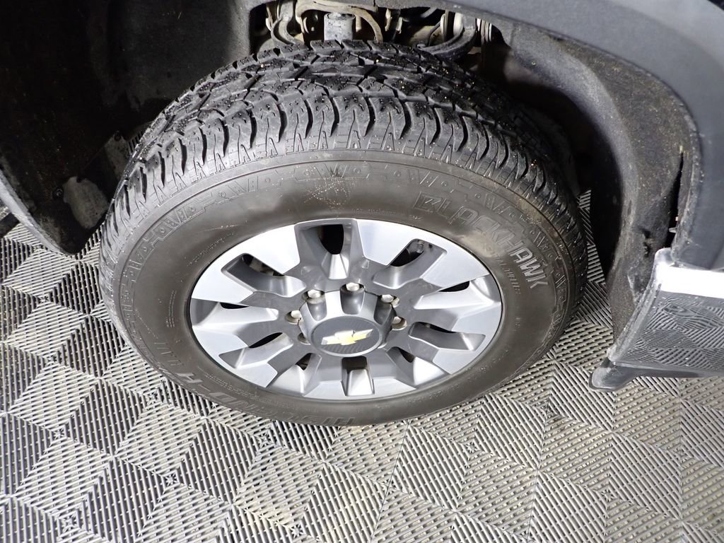 Used 2023 Chevrolet Silverado 2500 LT image 34