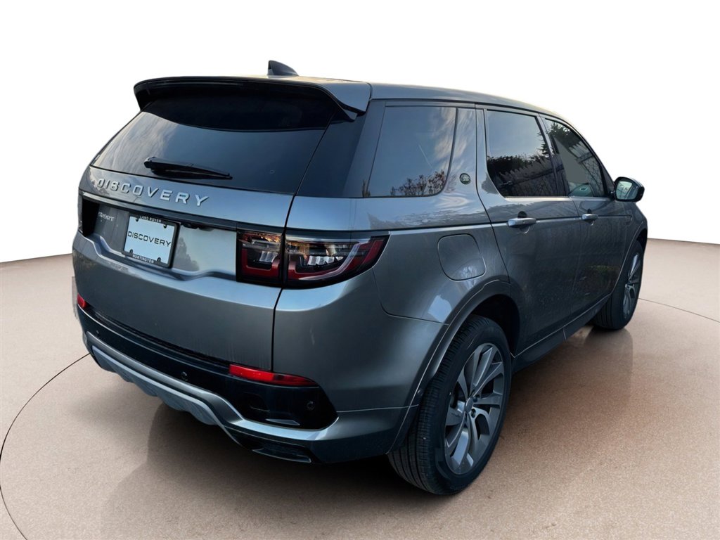 New 2025 Land Rover Discovery Sport S image 7