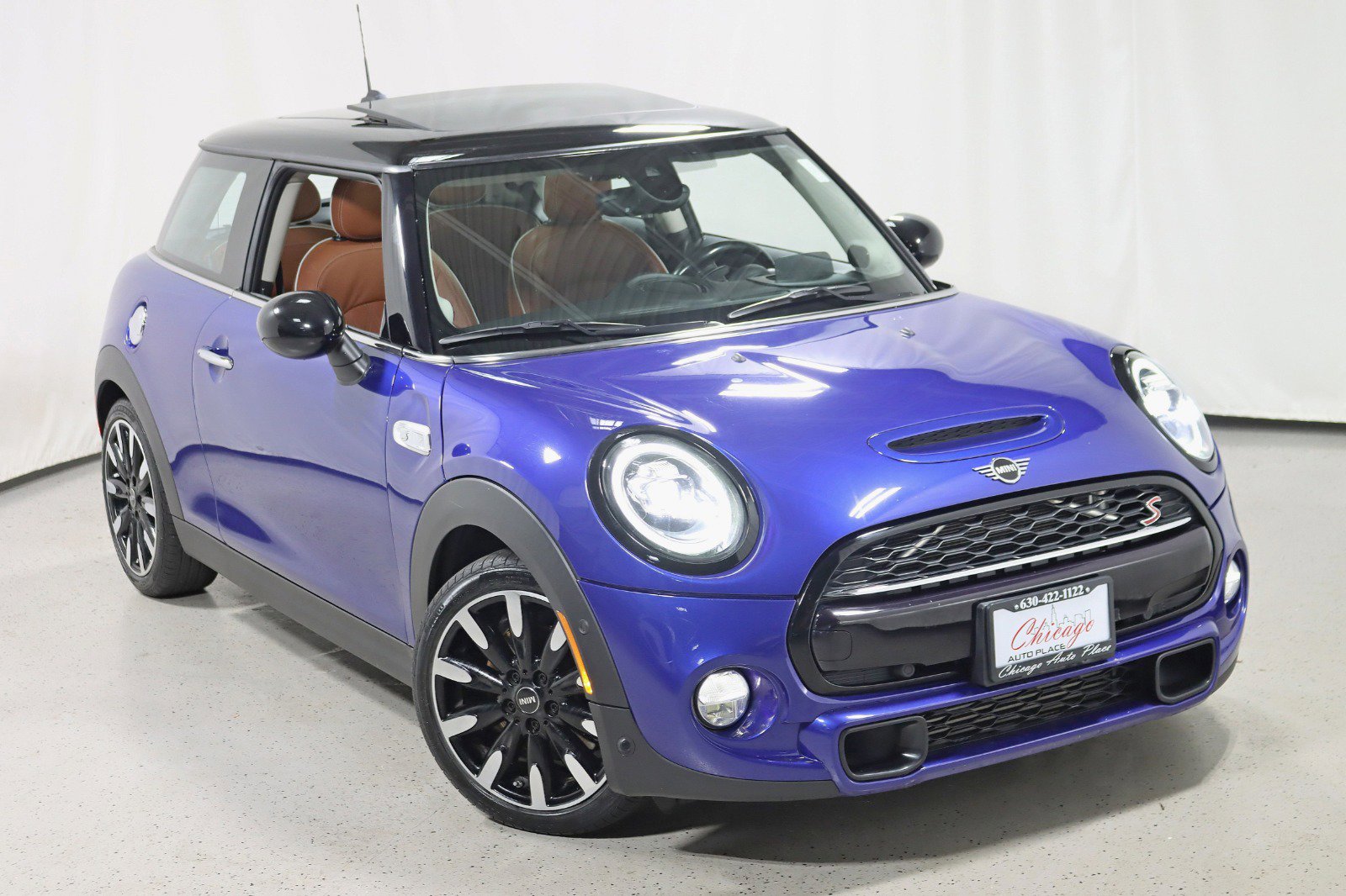 Used 2019 MINI Cooper S w/ Driver Assistance Package image 6