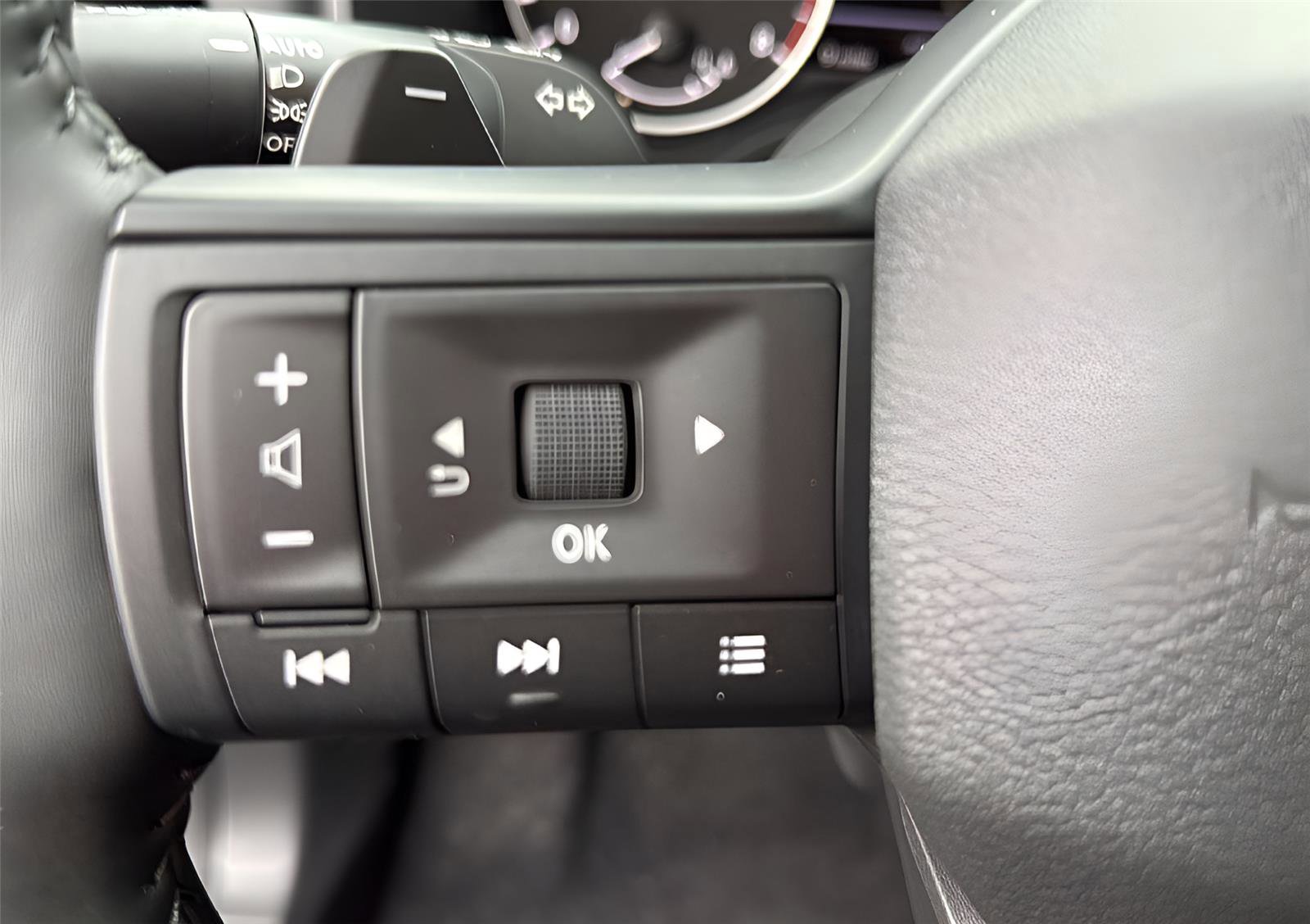 New 2026 Nissan Rogue SV image 11