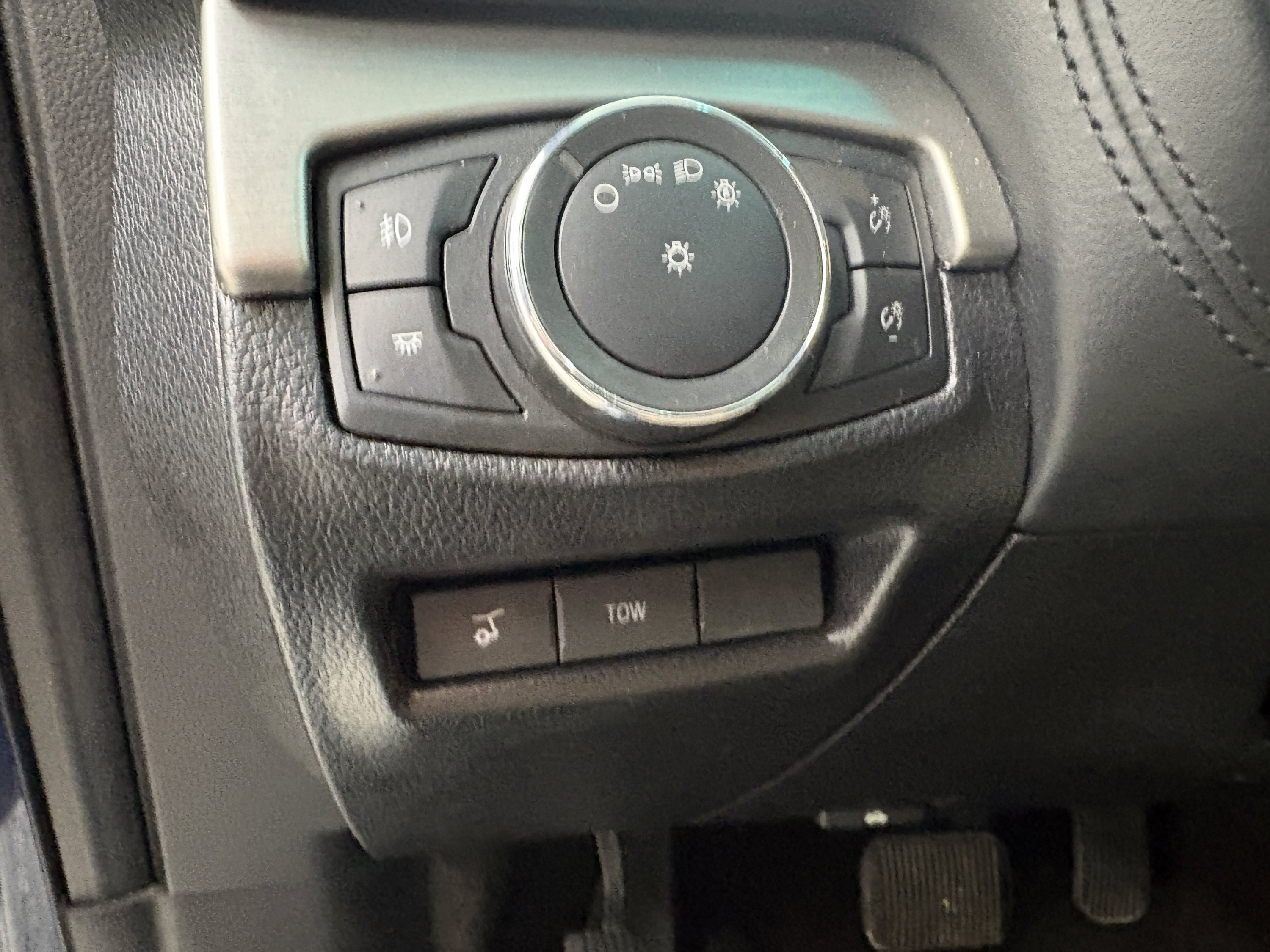 Used 2017 Ford Explorer Platinum AWD/4WD image 23