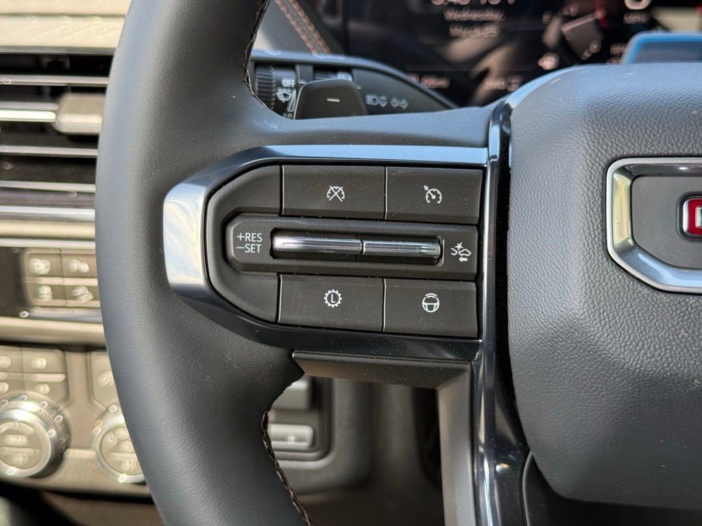 New 2026 GMC Yukon AT4 image 27