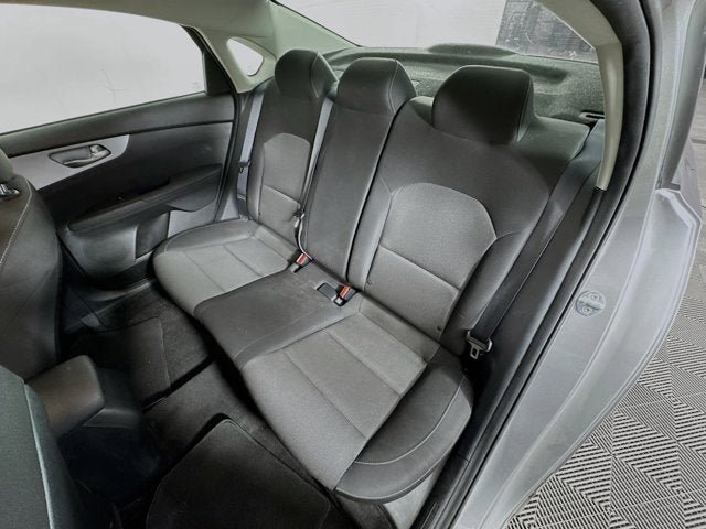 Used 2023 Kia Forte LXS w/ LXS Technology Package FWD image 22