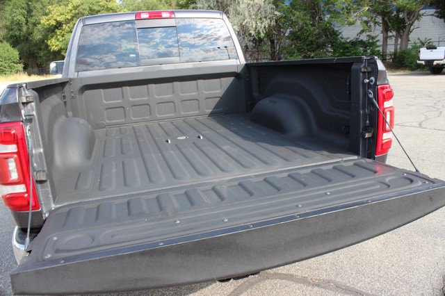 Used 2019 RAM 2500 Laramie w/ Cold Weather Group image 13