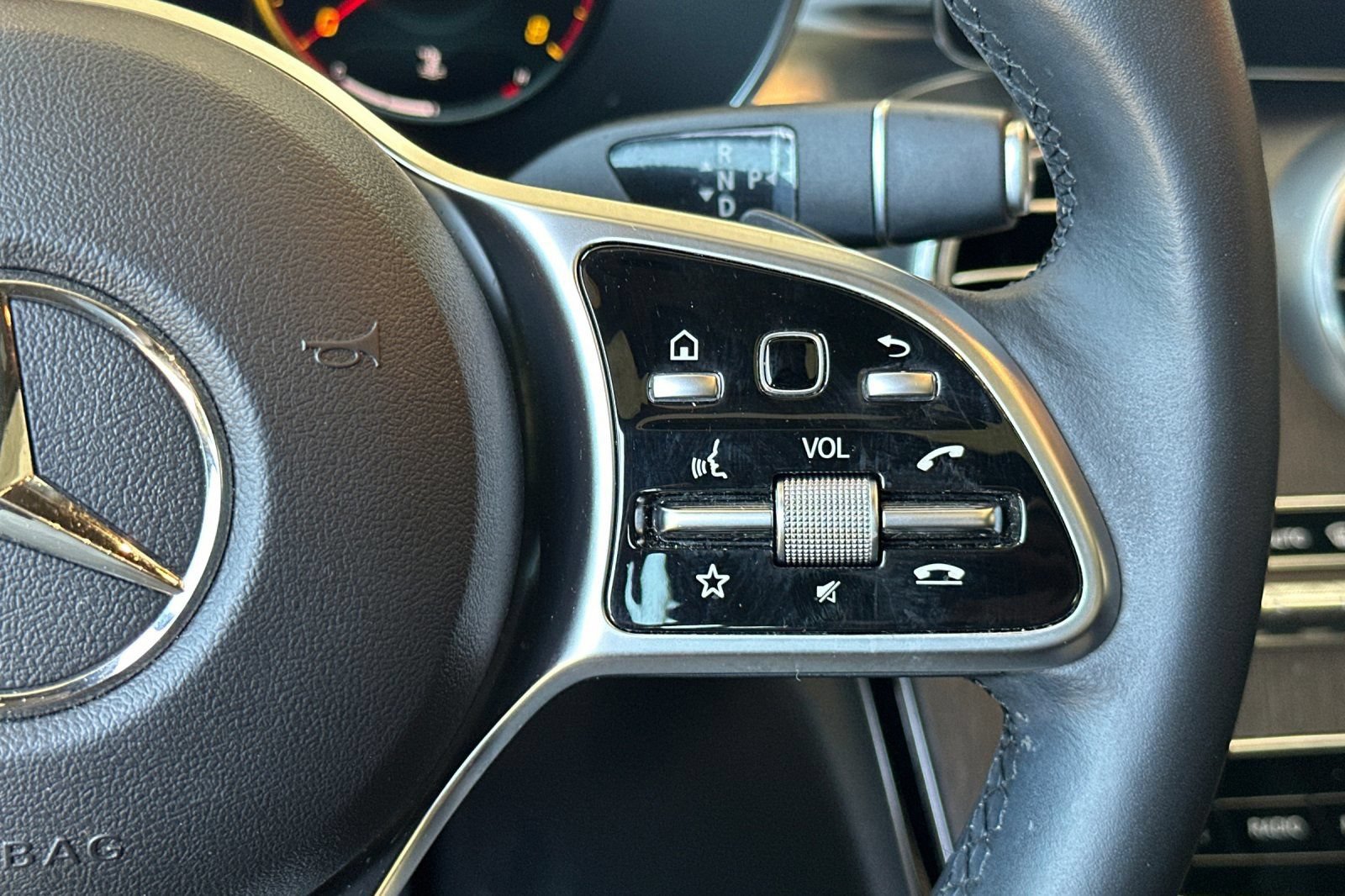 Certified 2021 Mercedes-Benz C 300 Sedan w/ Parking Assistance Package image 31