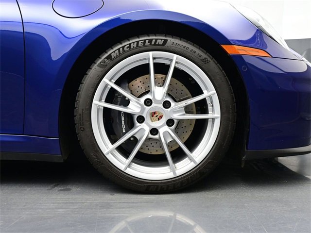 Used 2025 Porsche 911 Carrera image 6