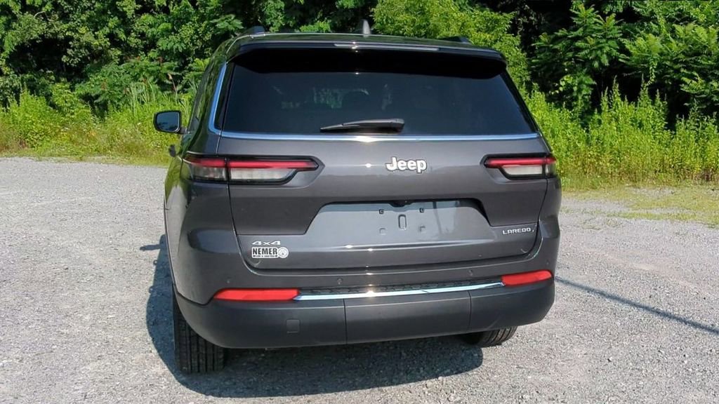 New 2025 Jeep Grand Cherokee L Laredo w/ Luxury Tech Group I image 10