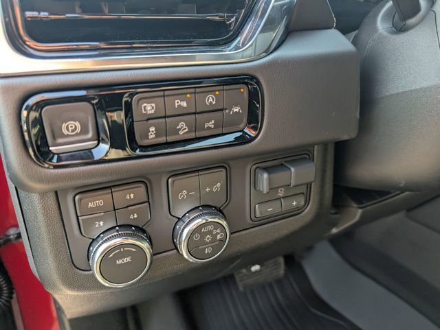 New 2026 GMC Yukon XL Elevation image 16