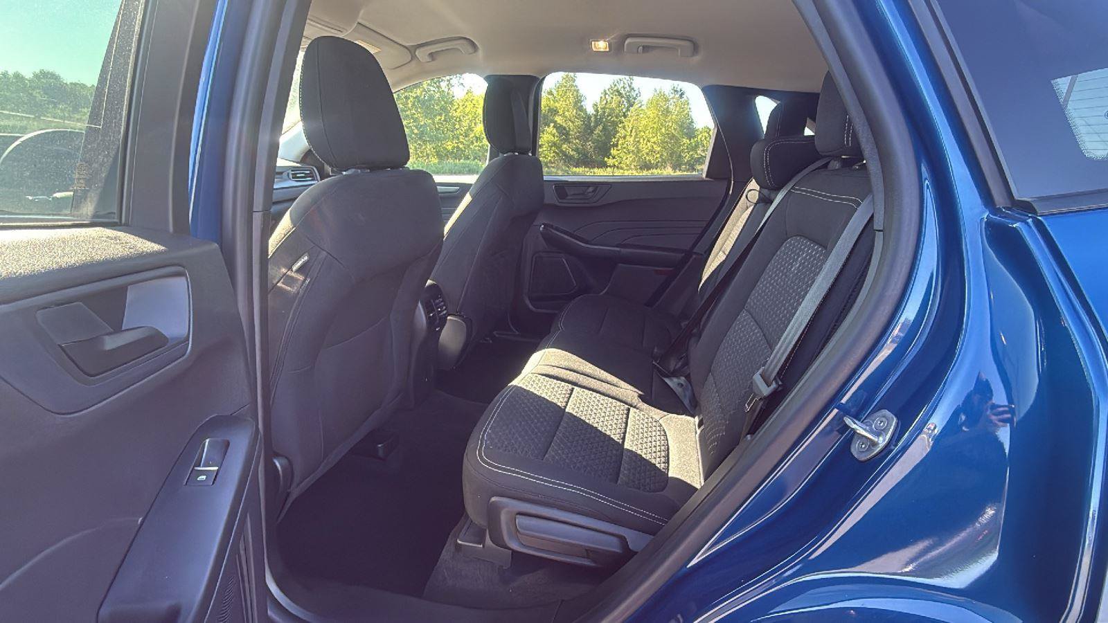 Used 2023 Ford Escape Active AWD/4WD image 23