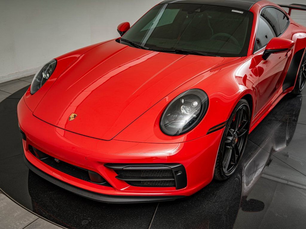 Certified 2024 Porsche 911 Carrera GTS RWD image 16
